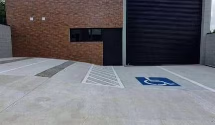 Galpão para alugar, 327 m² por R$ 6.500,00/mês - Loteamento Ilha de Capri - Salto/SP