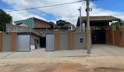 Chácara com 3 dormitórios à venda, 1200 m² por R$ 1.600.000,00 - Jardim Arquidiocesano - Salto/SP