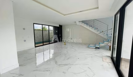 Casa Geminada com 3 quartos à Venda, Saguaçu - Joinville