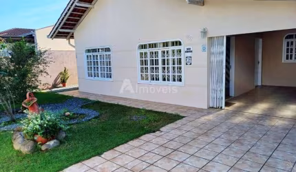 Ampla casa com 3 quartos no Bom Retiro