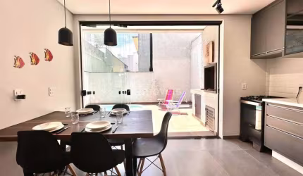 Casa de Praia Completa: 3 Quartos, Piscina e Perto do Mar 
