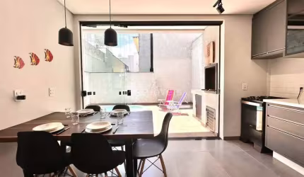 Casa de Praia Completa: 3 Quartos, Piscina e Perto do Mar 