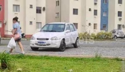 Excelente Custo-Benefício no Jardim Iririú: Confira Este Apartamento