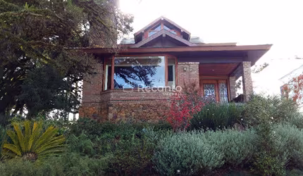 CASA COM 6 DORMITÓRIOS À VENDA, 436 M²  CENTRO - CANELA/RS, Centro, Canela - RS