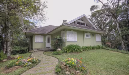 CASA A VENDA NO CONDOMINIO LAGOS DE GRAMADO, Lagos de Gramado, Gramado - RS