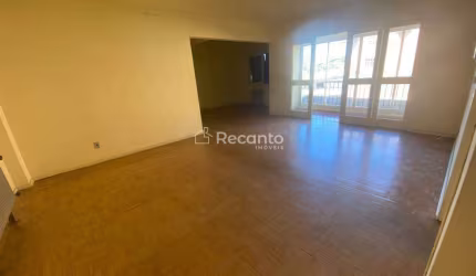 APARTAMENTO COM 4 DORMITÓRIOS NA RUA COBERTA!, Centro , Gramado - RS
