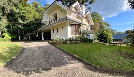CASA DE 03 SUÍTES EM CONDOMINIO FECHADO EM GRAMADO, Saint Moritz, Gramado - RS