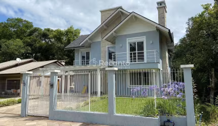 CASA COM 4 DORMITÓRIOS EM GRAMADO , Vivendas do Arvoredo, Gramado - RS
