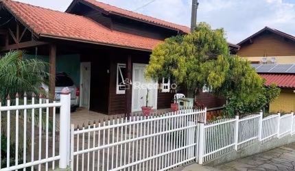CASA DE 02 DORMITÓRIOS EM GRAMADO , Piratini, Gramado - RS