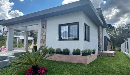 CASA DE 03 DORMITÓRIOS EM GRAMADO , Vale das Colinas, Gramado - RS