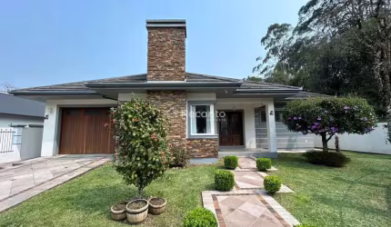 CASA COM 3 DORMITÓRIOS A VENDA EM GRAMADO., Vivendas do Arvoredo, Gramado - RS