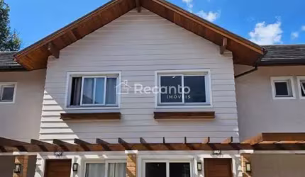 CASA GEMINADA COM 2 SUÍTES EM GRAMADO , Loteamento Belvedere, Gramado - RS