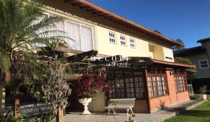 Casa para venda no Comary na CBF em Teresópolis