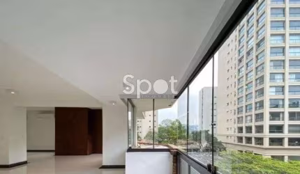PRÓXIMO AO CLUBE PINHEIROS- VAGO- DISPONÍVEL!