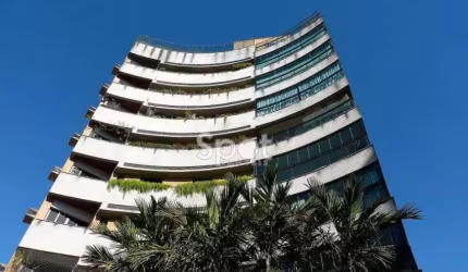LOCALIZAÇÃO PRIVILEGIADA - PRAÇA! - PRÉDIO MODERNO - ALTO LUXO