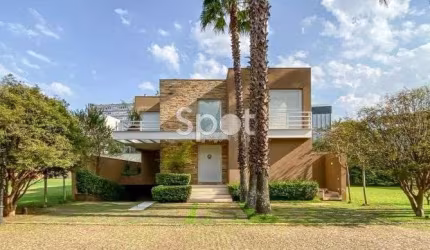 CASA DE ALTO PADRÃO EM CONDOMINIO FECHADO