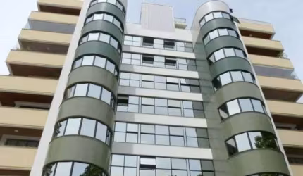 Uma das melhores ruas do bairro.
