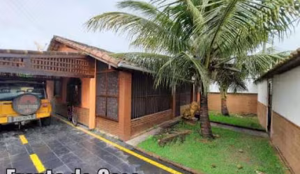 excelente casa no condominio caminho de buzios
