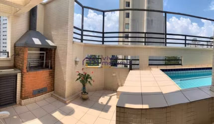 Cobertura com Piscina!
