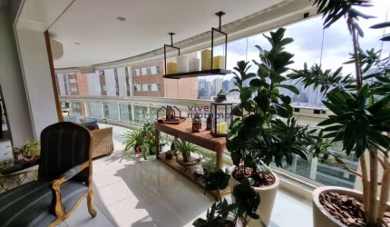 Apartamento Impecável com 265m2, Ótima localização, apartamento automatizado.