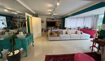 Apartamento no Morumbi. 4 Dormitórios. 4 suites. 4 vagas. 260m2