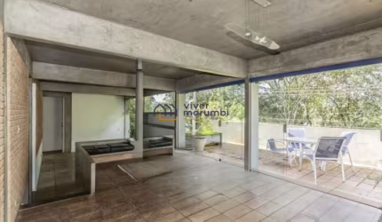 Oportunidade - Casa Moderna para Reforma em Rua Fechada no Jardim Leonor
