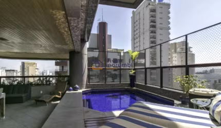 Penthouse em rua tranquila do Morumbi