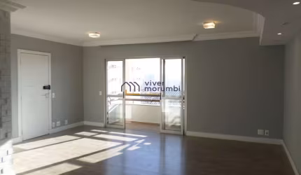 Ótimo apartamento reformado rua excelente com depósito na garagem.