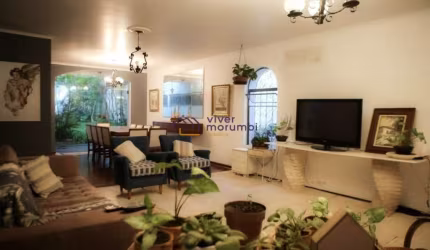 Casa com 4 quartos à venda na Rua Doutor José de Moura Resende, --, Jardim Guedala, São Paulo, 252 m2 por R$ 1.800.000