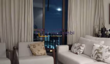 Apartamento reformado com 170m², 3 quartos sendo 1 suíte e 3 vagas!