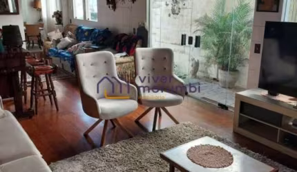 Casa com 3 quartos à venda na Rua Jandiro Joaquim Pereira, --, Jardim Leonor, São Paulo, 201 m2 por R$ 1.300.000