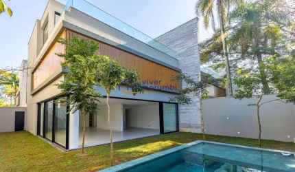 Casa em condominio no Brooklin. 868 m2, 5 vagas