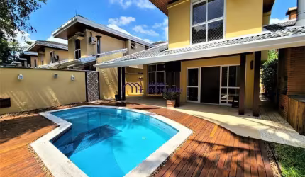 ALTO DA BOA VISTA/CONDOMÍNIO FECHADO/4 QUARTOS SUÍTES/4 VAGAS/PISCINA/JARDIM/LAREIRA
