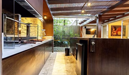 Real Parque - casa muito bem localizada e em condomínio!