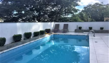 EXCELENTE CASA PARA ESCRITÓRIO EM ÓTIMA LOCALIZAÇÃO!