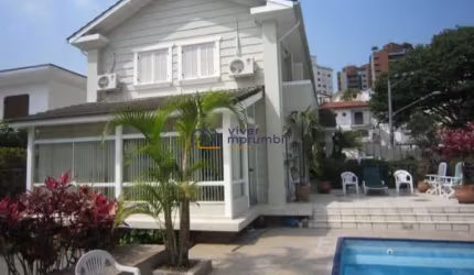 LINDA CASA NO MORUMBI/ SEGURANÇA TOTAL!! 4 dormts/ 3 suítes / 302mts²/420 mts² de terreno// Piscina/