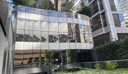 Comercial na Vila Olimpia