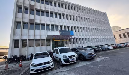 Prédio Comercial em Jurubatuba