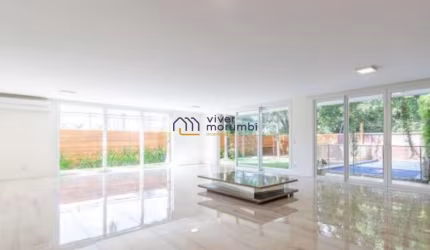 CASA EM CONDOMÍNIO FECHADO NO CAMPO BELO com 680M² e PISCINA PRIVATIVA.