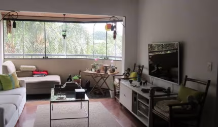 Lindo apartamento em rua sem saida no Morumbi