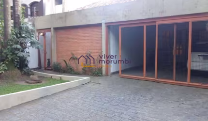 Casa comercial, excelente localização e oportunidade, coração do Panamby.