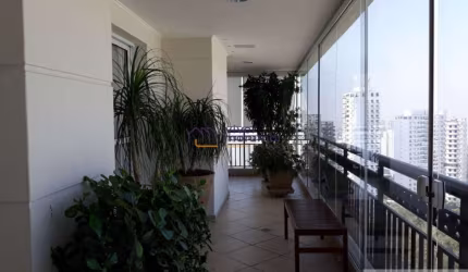 Cobertura encantadora e bem localizada no Morumbi