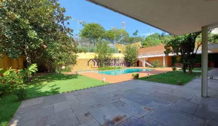 Comercial com 1550 m²
