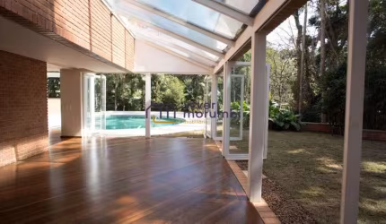 Excelente casa na Chácara Flora, com 1.300m² de área construída