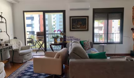 Apartamento no Real Parque