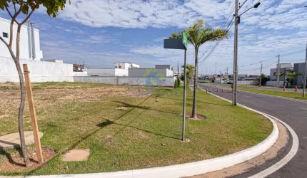 Terreno de esquina na avenida principal do primor da torres codigo: 72194