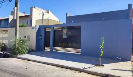 Uma Casa , Aréa Construída 109,10m2, Lote 240m²,  área livre 130,90m² Localização Privelegiada Bairo Jardim Universitário VALOR DE VENDA R$ 550.000,00   - LOCAÇÃO R$ 3.OOO,00 codigo: 58916