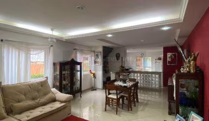 Open House Imóveis vende - Casa Ampla de 3 quartos no Cafubá!!