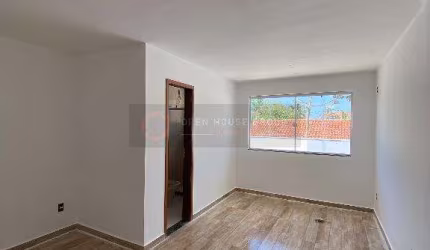 Open House Imóveis - Casa de 1ª Locação, em Itaipu, cômodos amplos!!