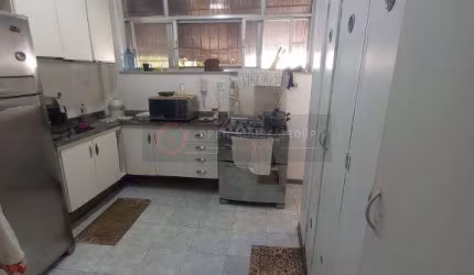 Open House vende apartamento duplex de 148 m2 no Ingá